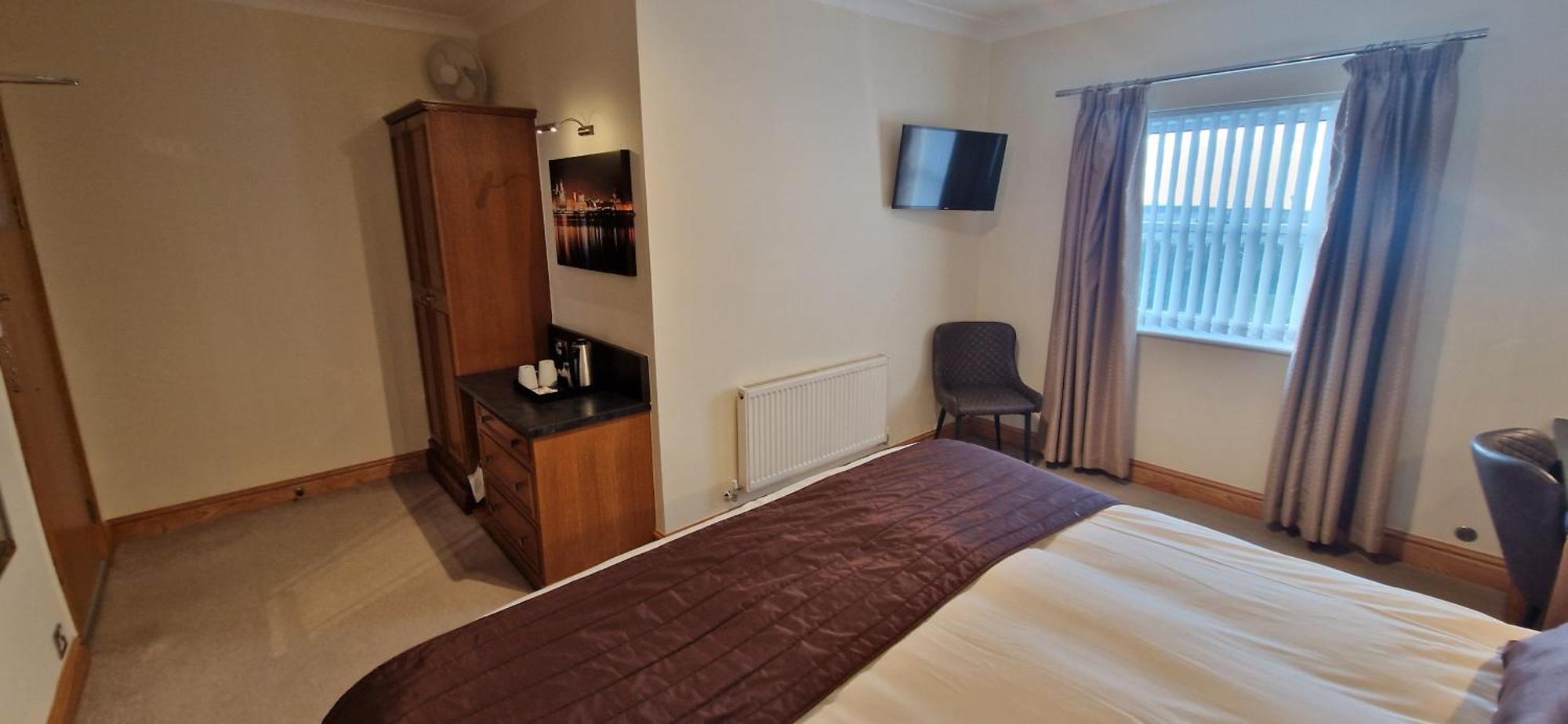 The Royal Hotel Crosby  Zewnętrze zdjęcie